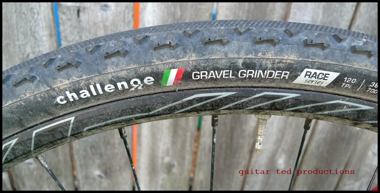 38mm gravel tyres