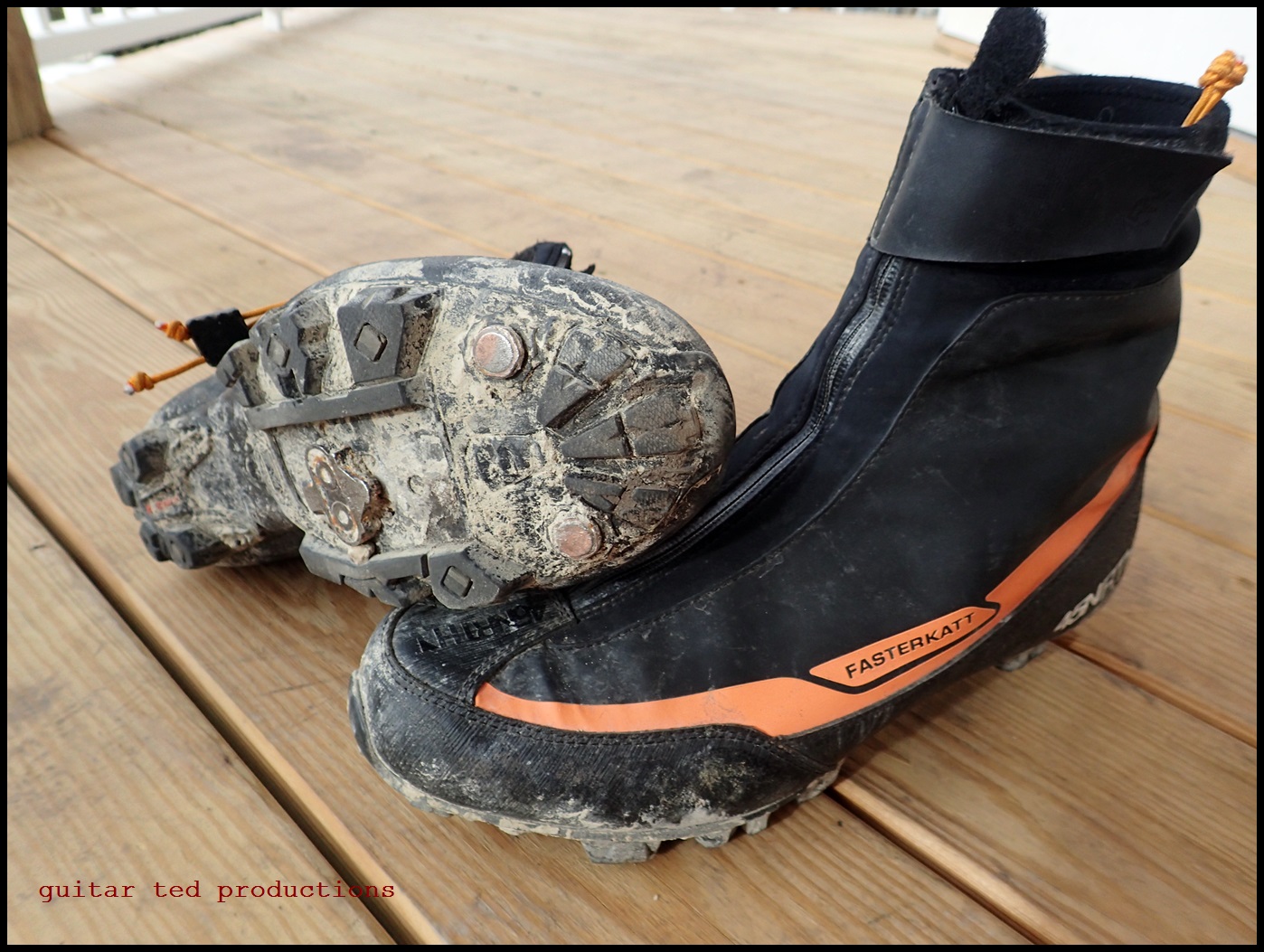 45NRTH Fasterkatt Boots: Reviewed - Riding Gravel